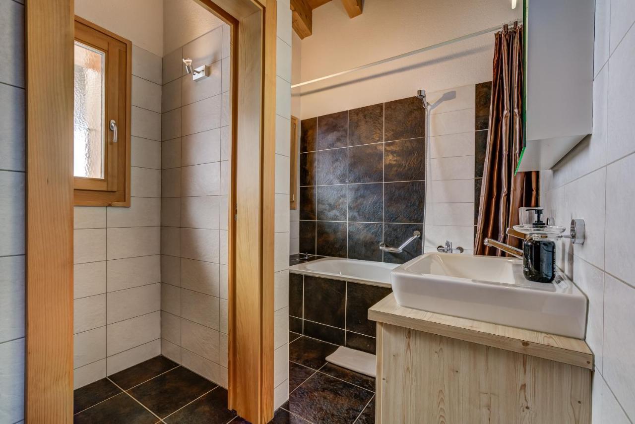 Chalet Flocon De Neige - Jacuzzi - Sauna La Tzoumaz Exteriér fotografie